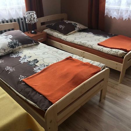Pokoje Goscinne Уйсоли Екстер'єр фото