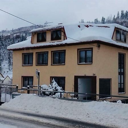 Pokoje Goscinne Уйсоли Екстер'єр фото