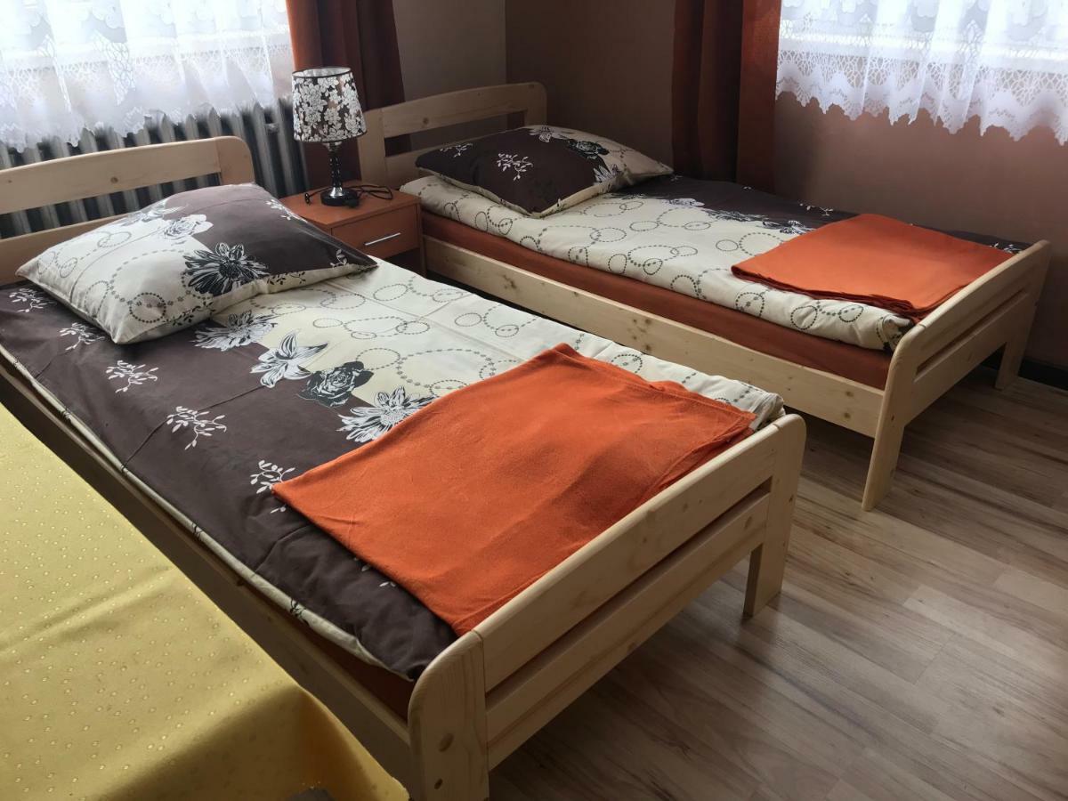 Pokoje Goscinne Уйсоли Екстер'єр фото